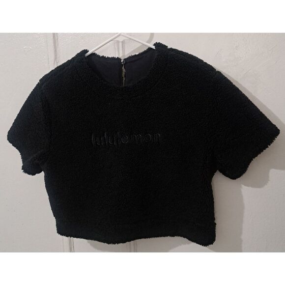 Lululemon Women Size 4 Black Teddy Fleece Embroidered Cropped sweater - Picture 1 of 8